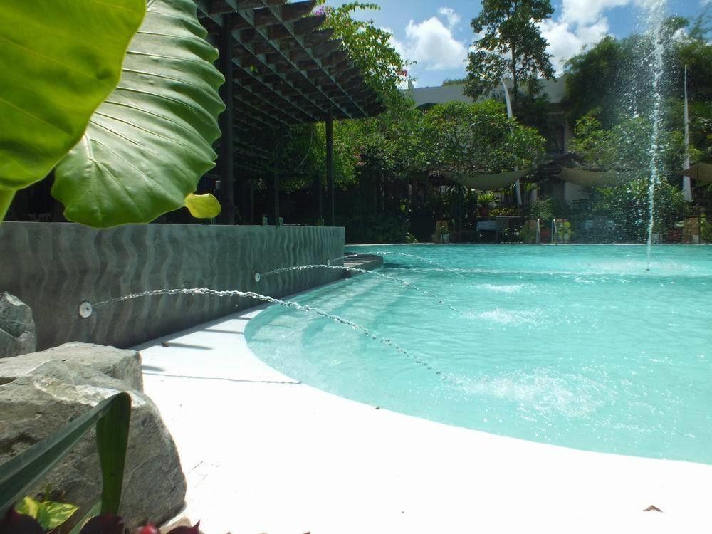 Mesra Business & Resort Hotel Samarinda Exterior foto