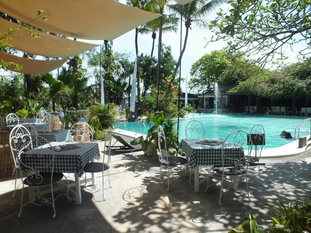 Mesra Business & Resort Hotel Samarinda Exterior foto